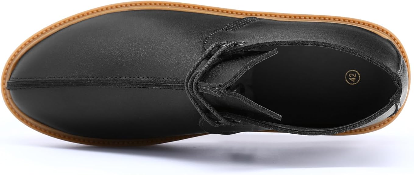 Men's Lace-Up Chukka Boots